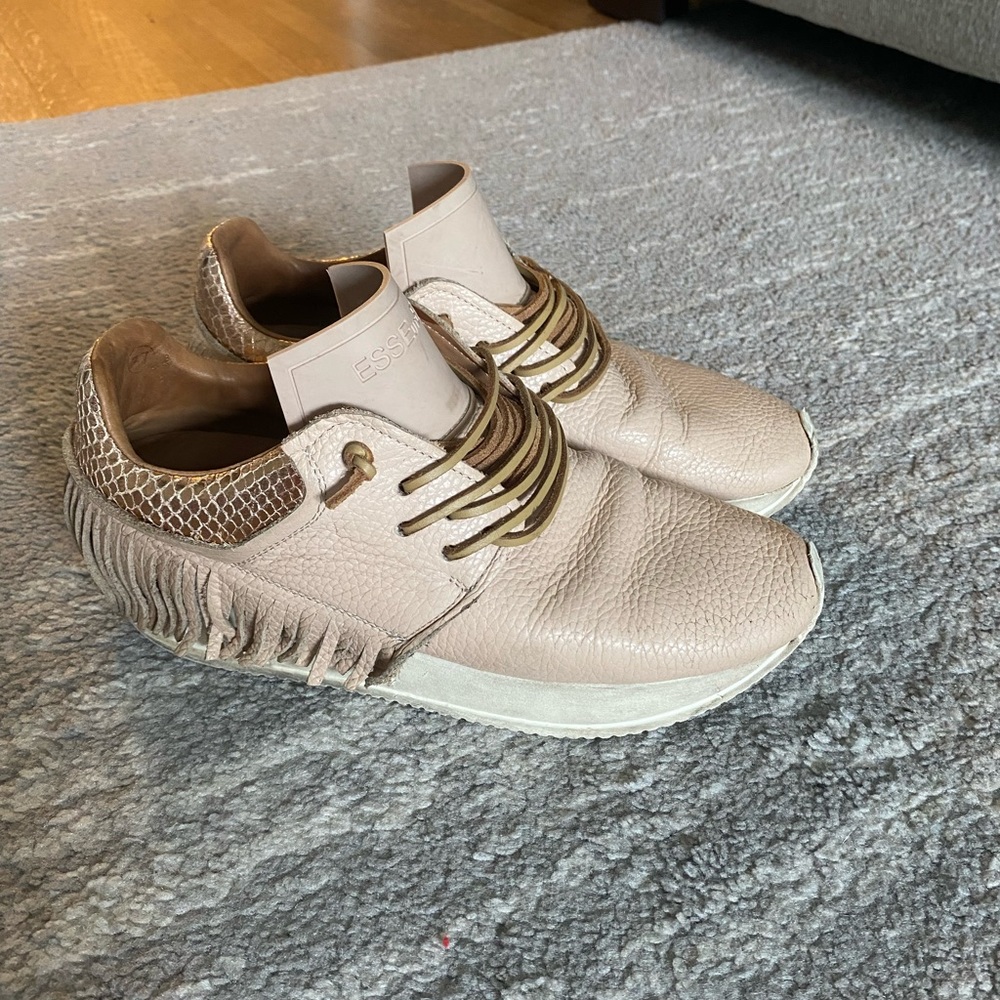 ESSEtuESSE shoes!!!!!